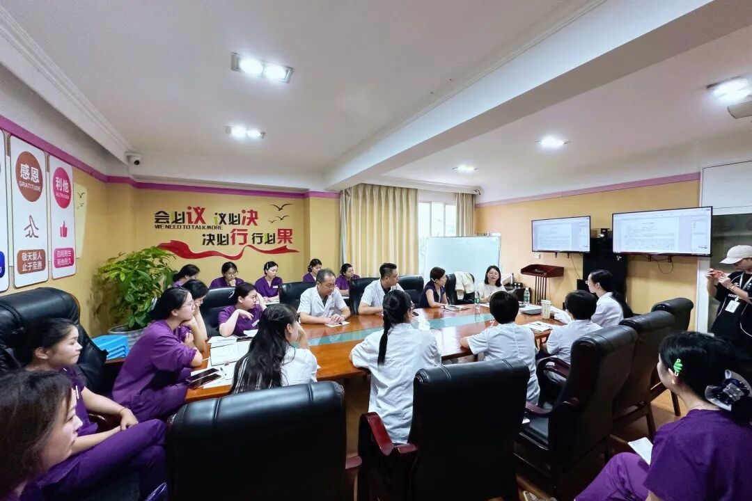 学术快讯丨华西二院心理专家进驻成都小米熊定期开展专业督导，助力儿童心理健康服务升级